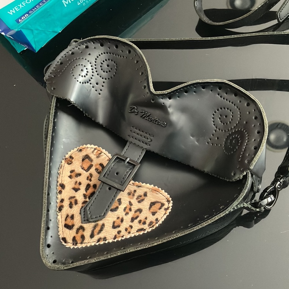 Dr. Martens Satchel Shoulder Bag 2018 Valentine's Limited Leopard Print Heart